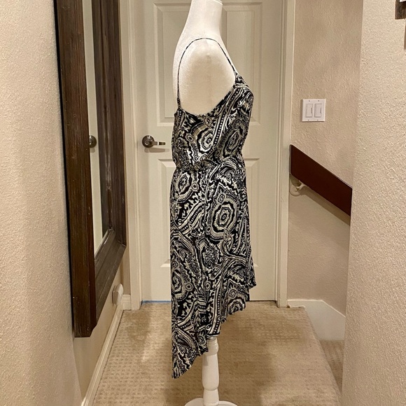 High low sundress - Picture 4 of 9